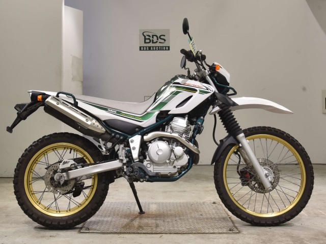 Yamaha SEROW XT250 2020
