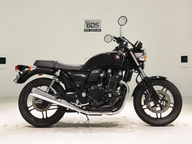 Honda CB1100A 2021