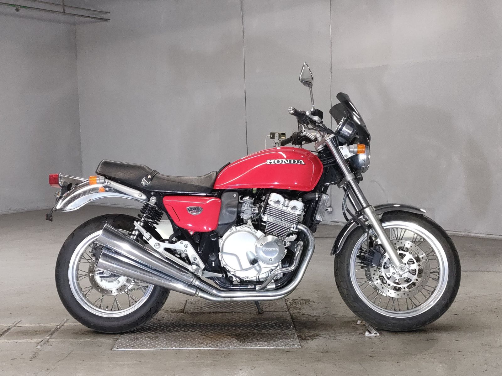 Honda CB400 1999