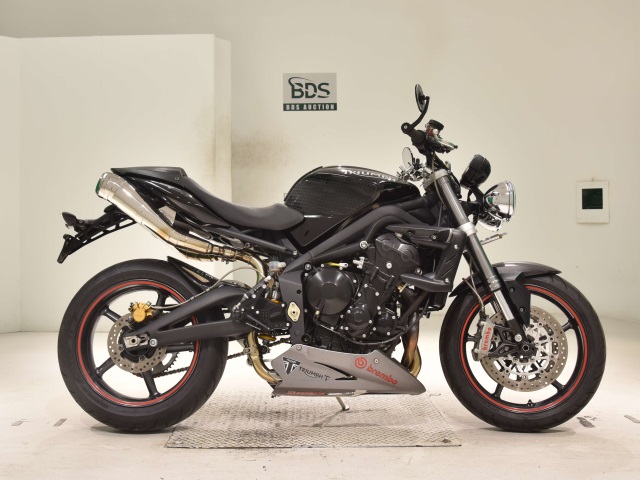 Triumph STREET TRIPLE 2009