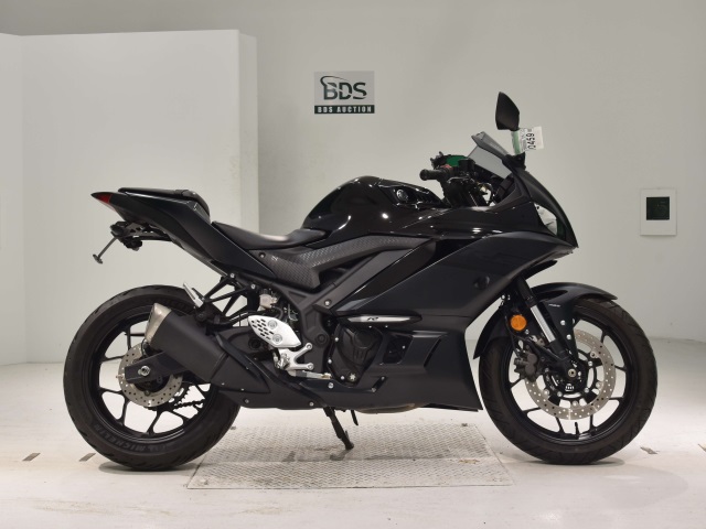 Yamaha YZF-R25A 2021