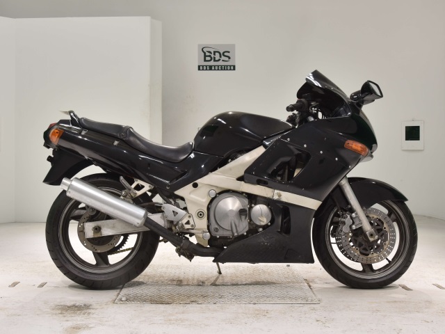 Kawasaki ZZ-R400 1994