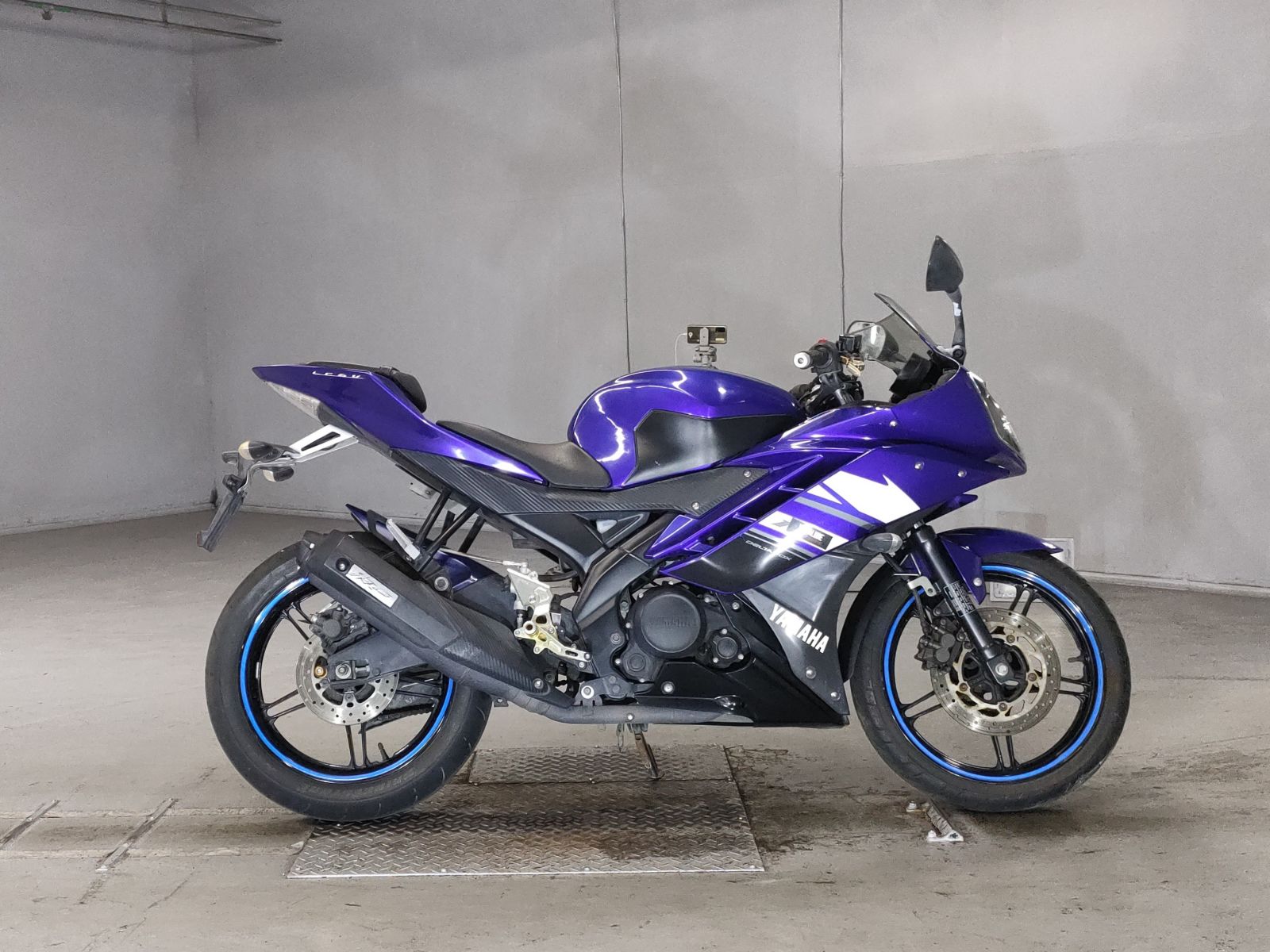 Yamaha YZF-R15 2012