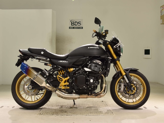 Kawasaki Z900RS SE 2025
