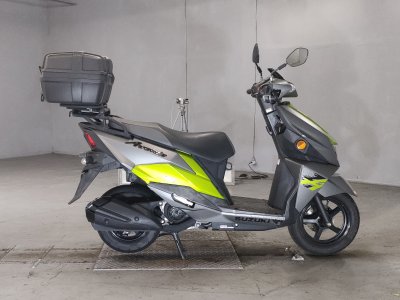 Suzuki AVENIS125