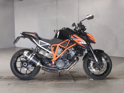 KTM 1290 SUPERDUKE R 2015