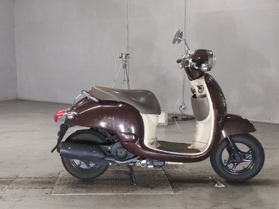 Honda GIORNO 2011