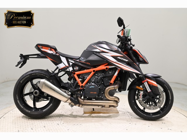 KTM 1290 SUPERDUKE R 2021