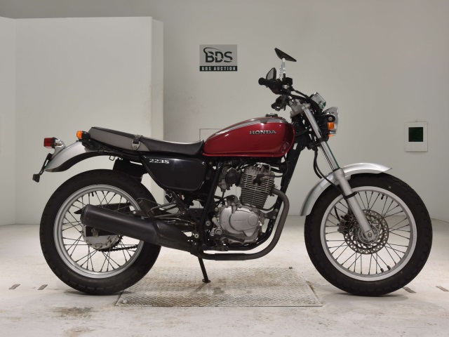 Honda CB223S 2010