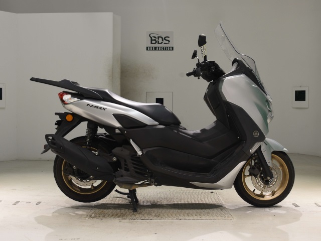 Yamaha NMAX-2