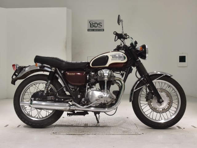 Kawasaki W650 2011