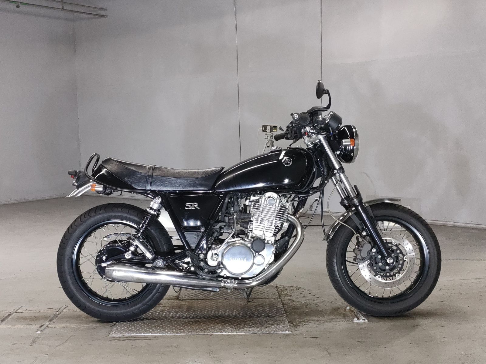 Yamaha SR400 2014