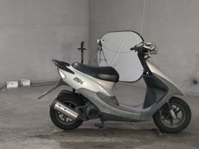 Honda DIO 2000