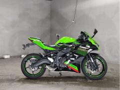 Kawasaki NINJA ZX-25R KRT 2021