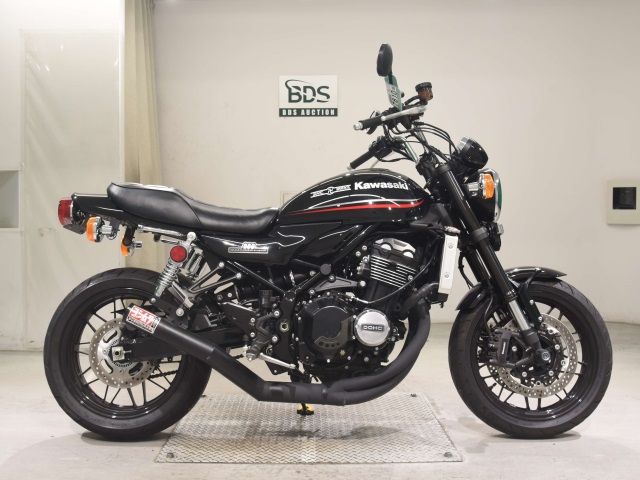 Kawasaki Z900RS 2023
