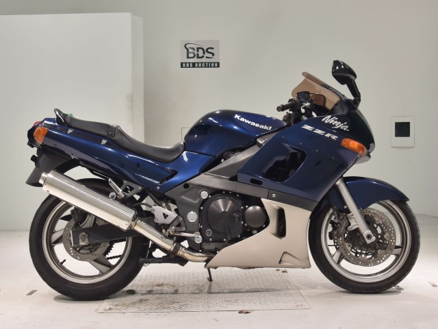 Kawasaki ZZ-R400 2005