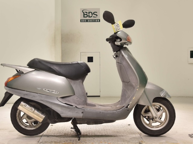 Honda LEAD50 2001