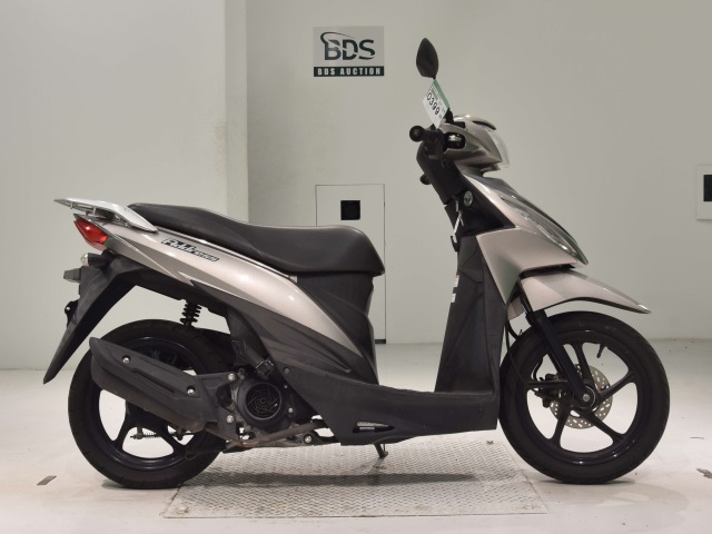 Suzuki ADDRESS V110