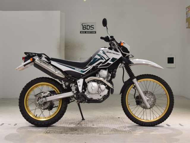 Yamaha SEROW XT250 2012