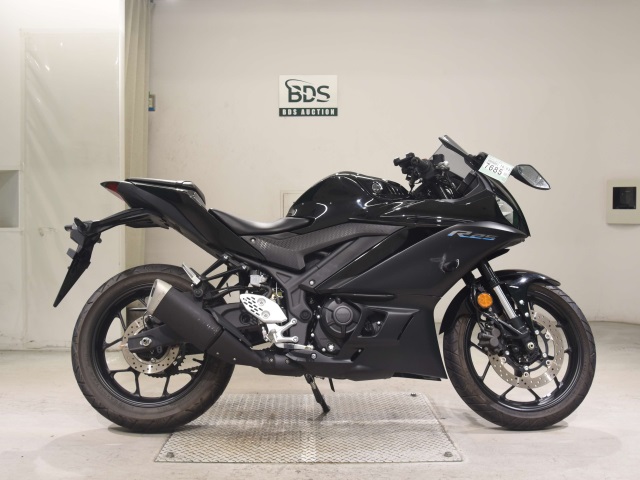 Yamaha YZF-R25 2022