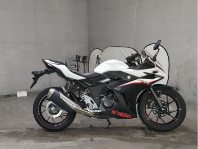 Suzuki GSX250R