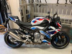 BMW M1000R 2024