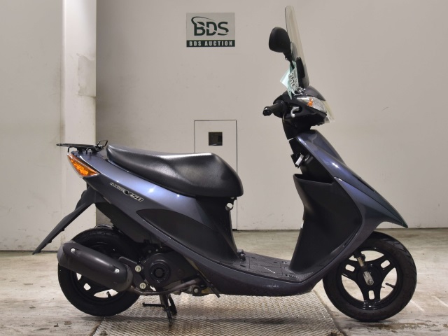 Suzuki ADDRESS V50