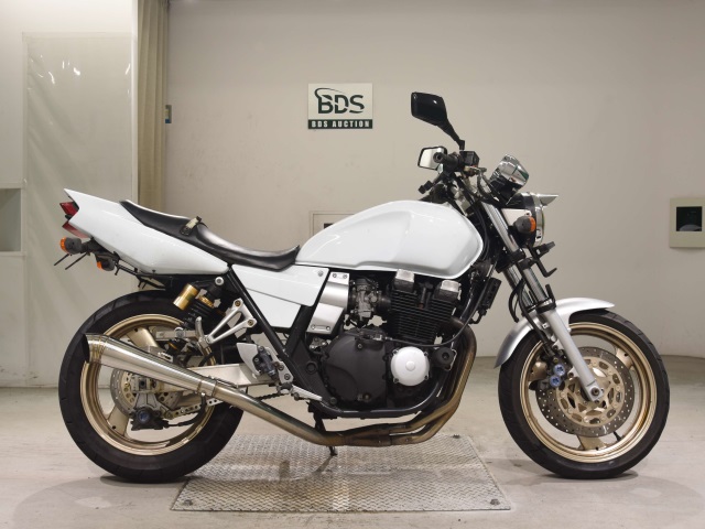 Yamaha XJR400 2002