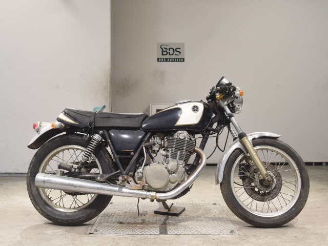 Yamaha SR400 1984