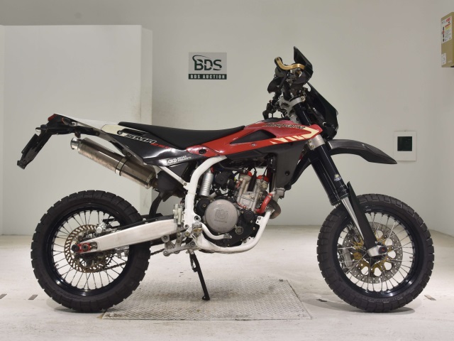 Husqvarna SM250R 2008