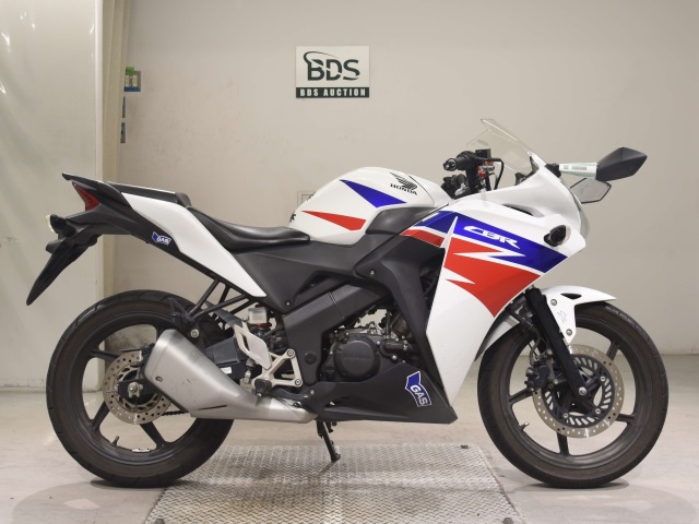 Honda CBR125R 2013