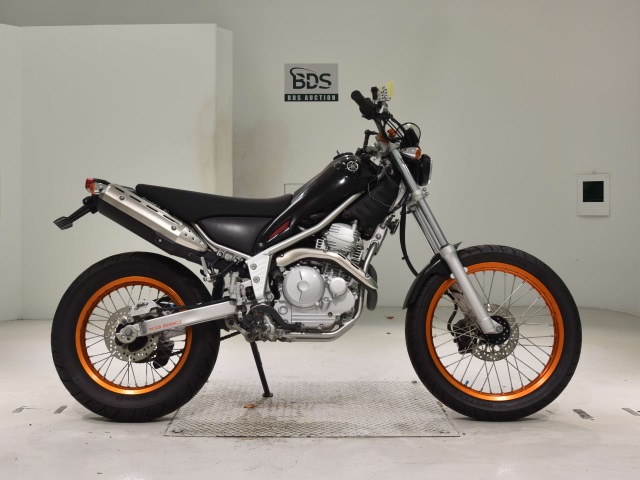 Yamaha TRICKER 2010
