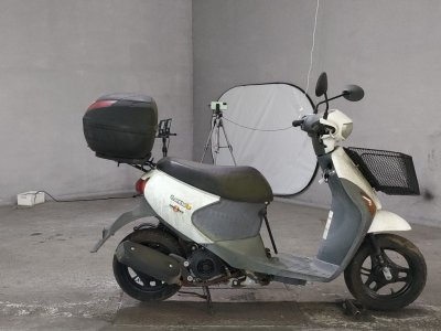 Suzuki LETS4