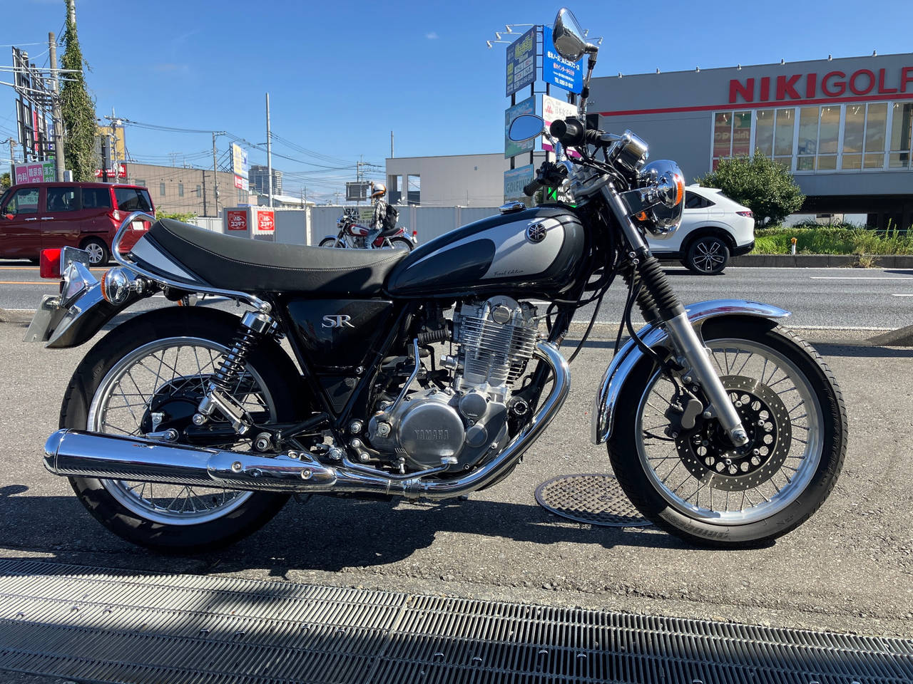 Yamaha SR400 2021