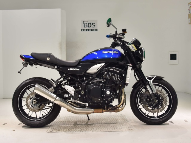 Kawasaki Z900RS 2023