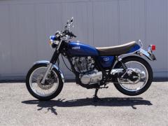 Yamaha SR400 2021