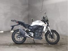 Honda CB250R 2018
