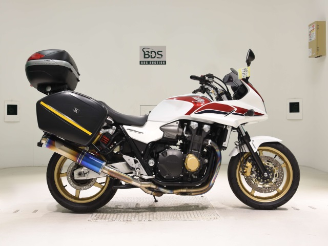 Honda CB1300SF ST 2013
