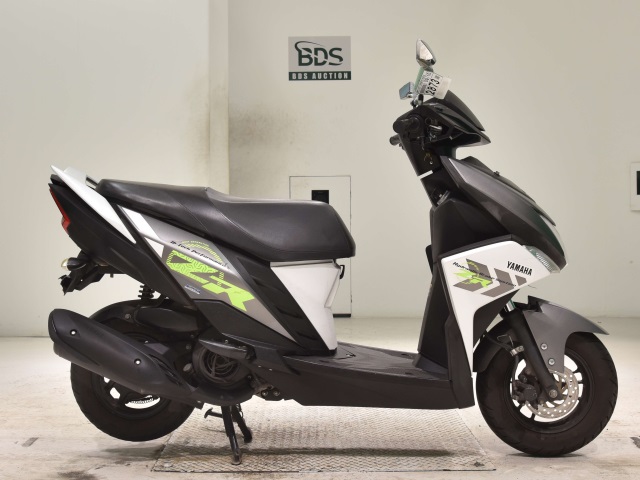 Yamaha CYGNUS RAY ZR 2016