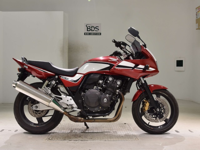 Honda CB400 2010