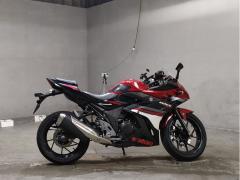 Suzuki GSX250R