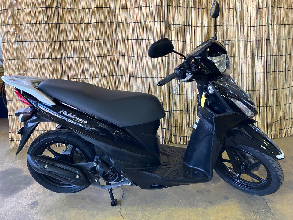 Suzuki ADDRESS V110