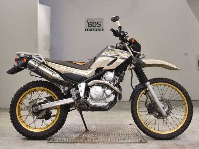 Yamaha SEROW XT250 2017
