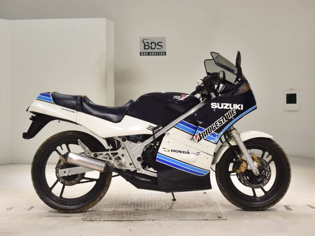 Suzuki RG250 GAMMA