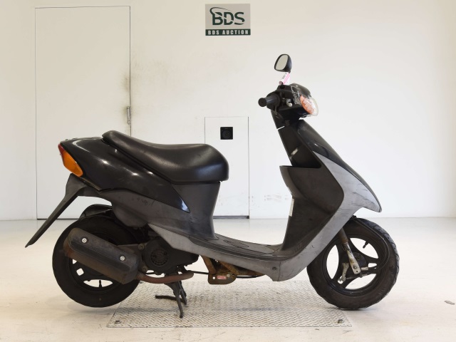 Suzuki LETS4