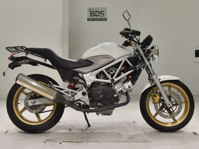 Honda VTR250 2009