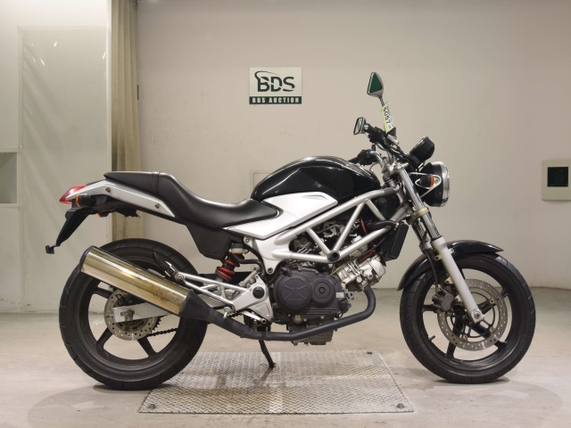 Honda VTR250 2009