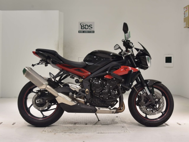 Triumph STREET TRIPLE R 2014