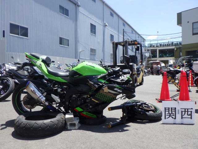 Kawasaki NINJA ZX-25R 2021