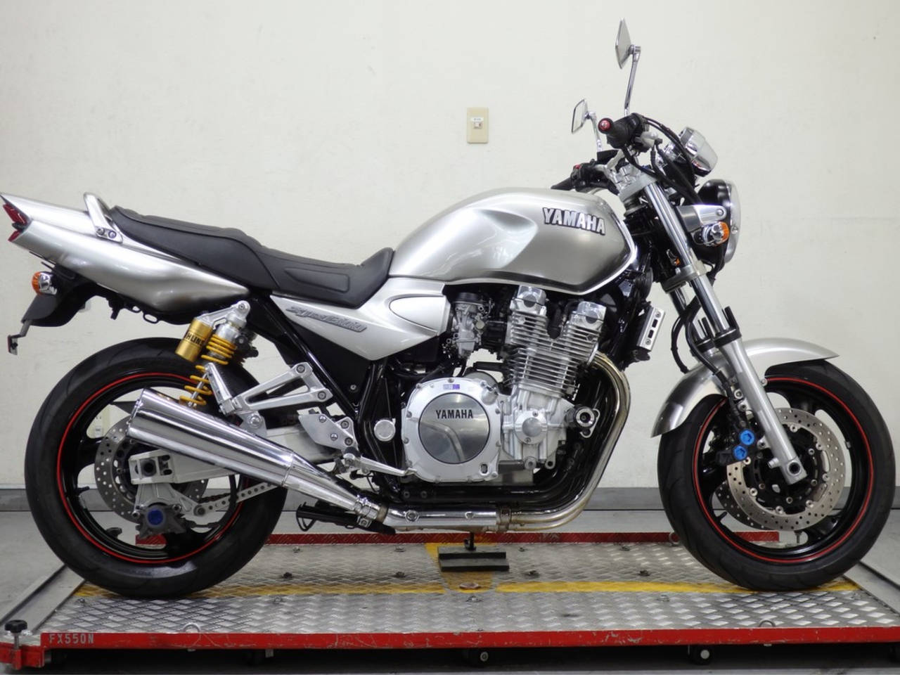 Yamaha XJR1300 2003
